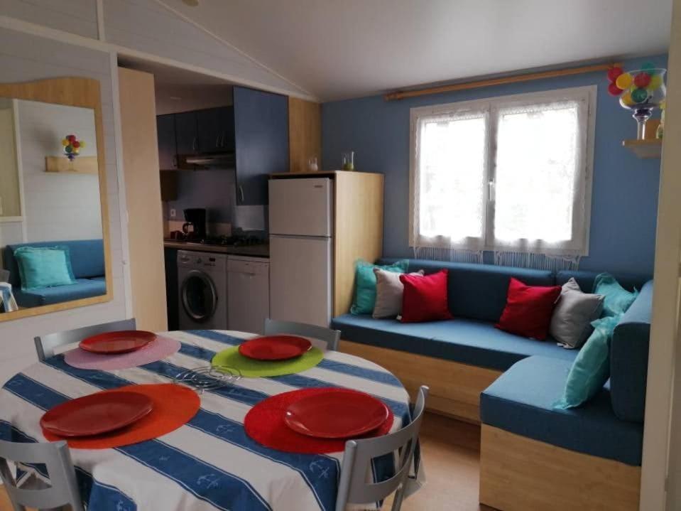 Domaine Quiescis Bed & Breakfast Marcellus Bagian luar foto